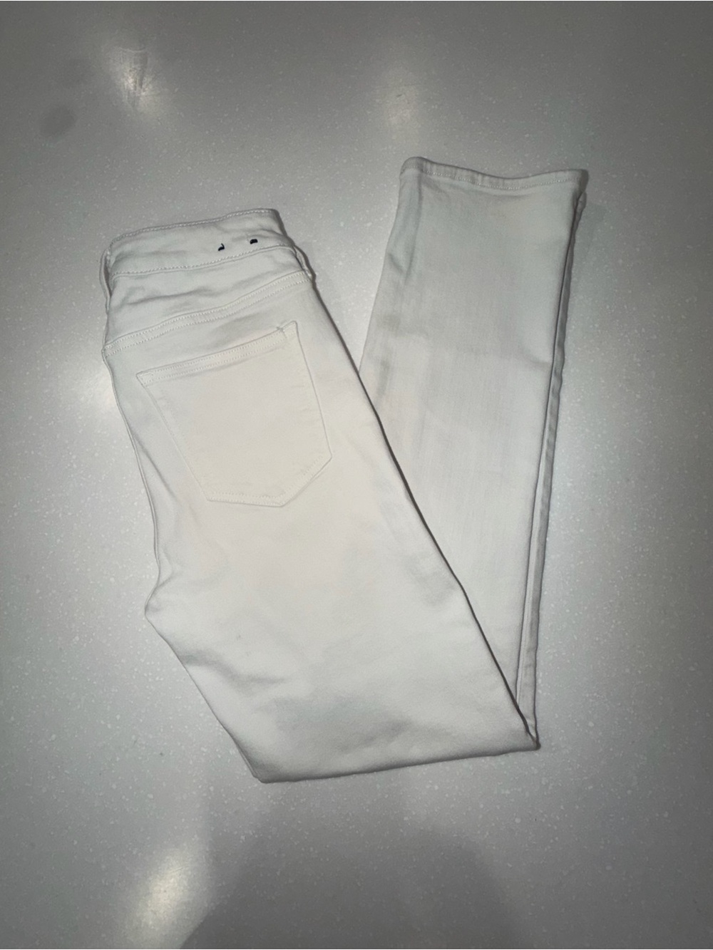 GAP White Women’s Skinny Jeans - Clean Straight Silhouette